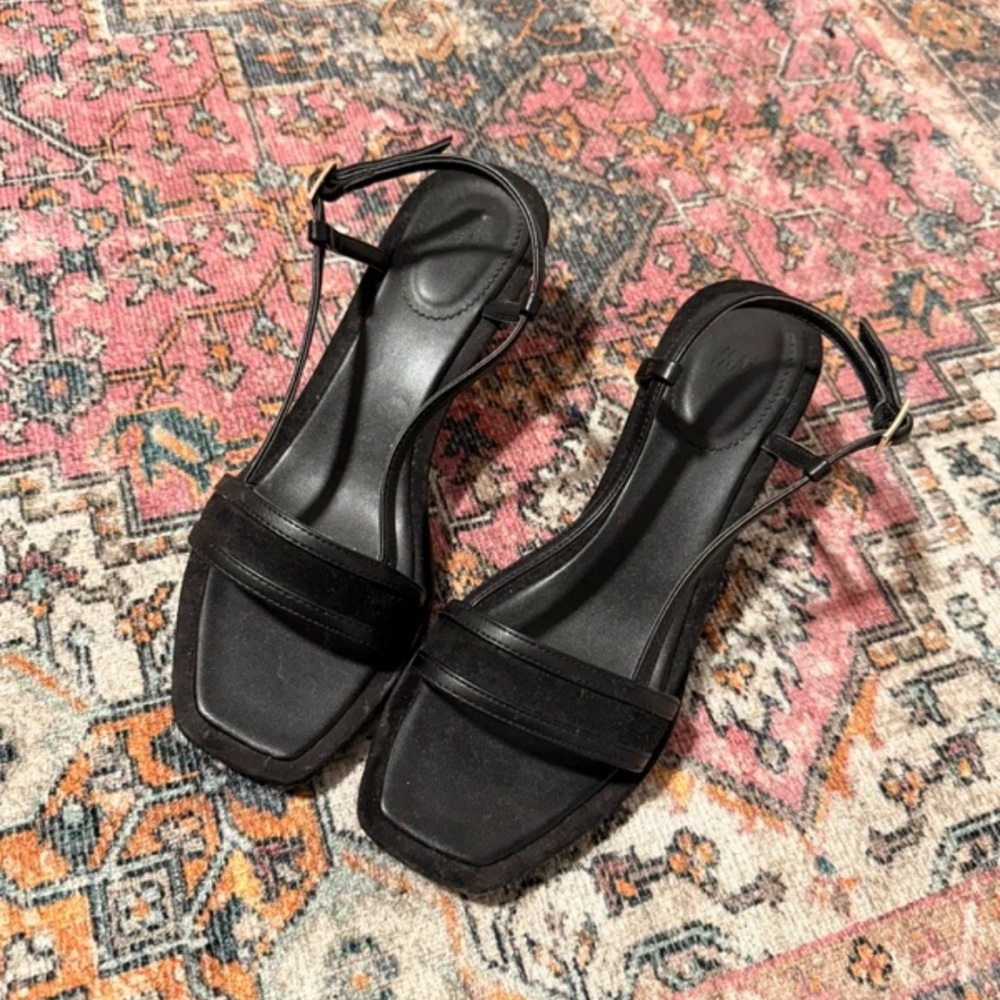 H&M Elegant Black Sandals
